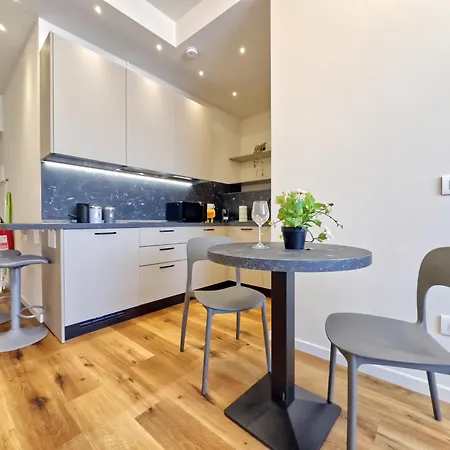 Apartamento - Modern Near The Station! *